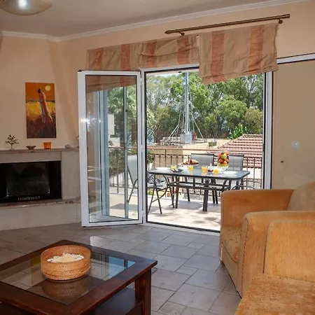 Athena's For Families, 50m From The Beach! דירה *