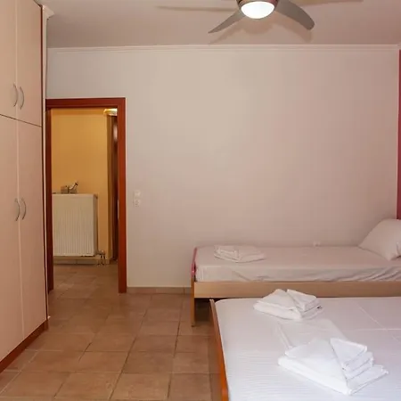 Athena's For Families, 50m From The Beach! * Lygia (Lefkada)