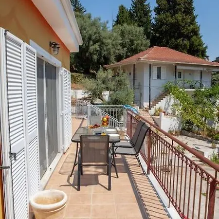 Athena's For Families, 50m From The Beach! דירה *