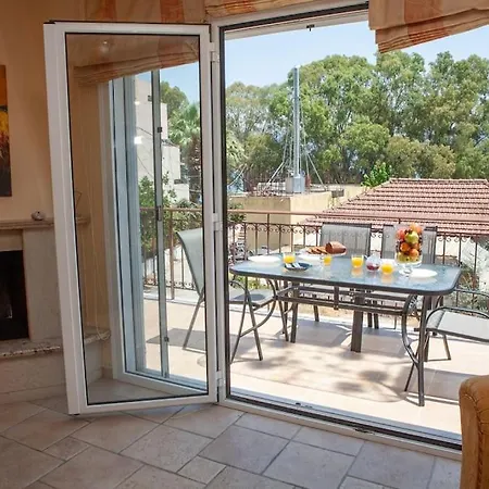 Athena's For Families, 50m From The Beach! Apartment