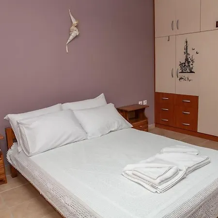 דירה Athena's For Families, 50m From The Beach! ליגיה