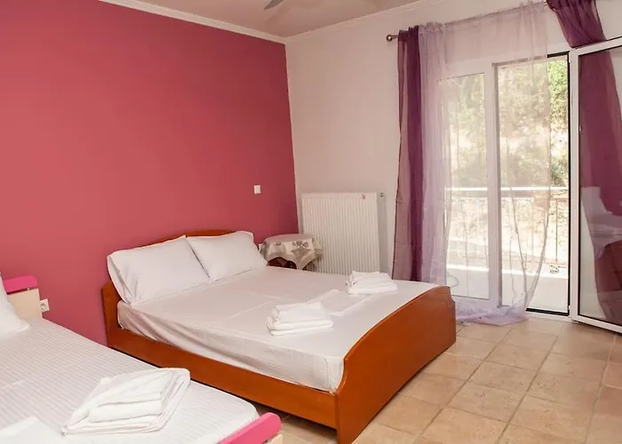 Athena's For Families, 50m From The Beach! Apartament