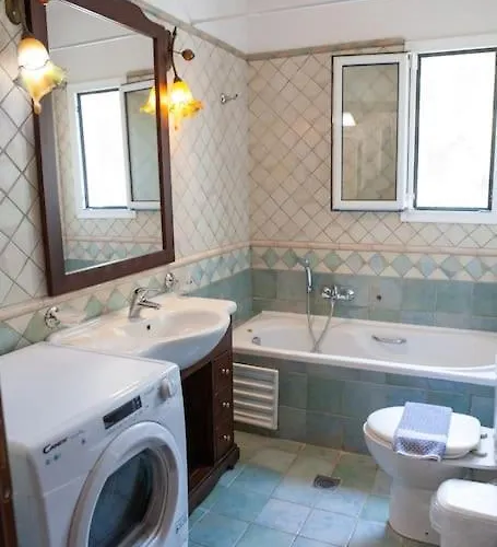 Athena's For Families, 50m From The Beach! *