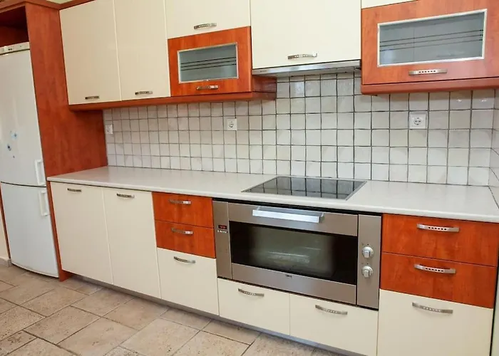 Athena's For Families, 50m From The Beach! Ligia