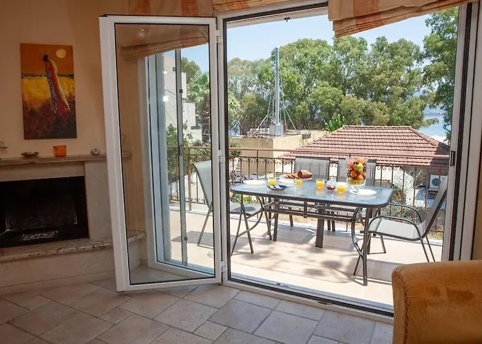 Athena's For Families, 50m From The Beach! Apartament