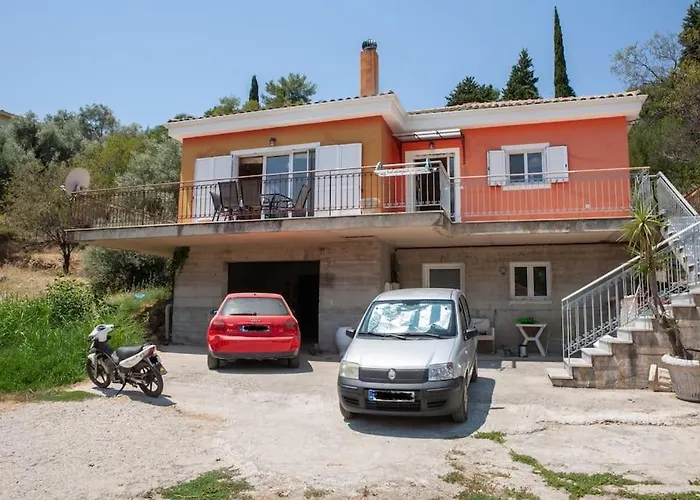 Athena's For Families, 50m From The Beach! Ligia