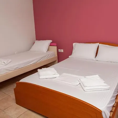 Athena's For Families, 50m From The Beach!